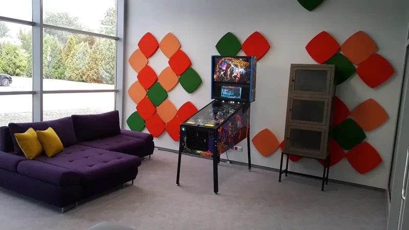pinball relax room